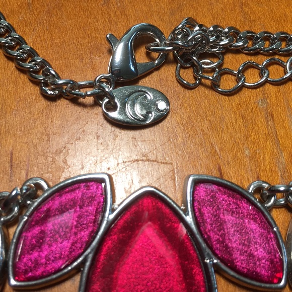 SALE Charming Charlie Statement necklace & earring - Picture 4 of 6